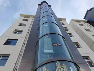 ���̰���